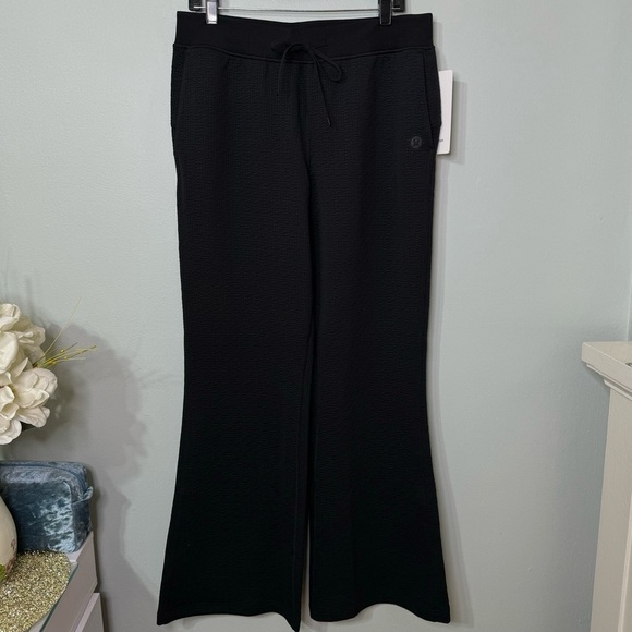 Lululemon Textured High Rise Flared Track Pant 12 NWT - Picture 8 of 11